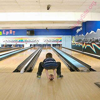 bowling (Oops! image not found)